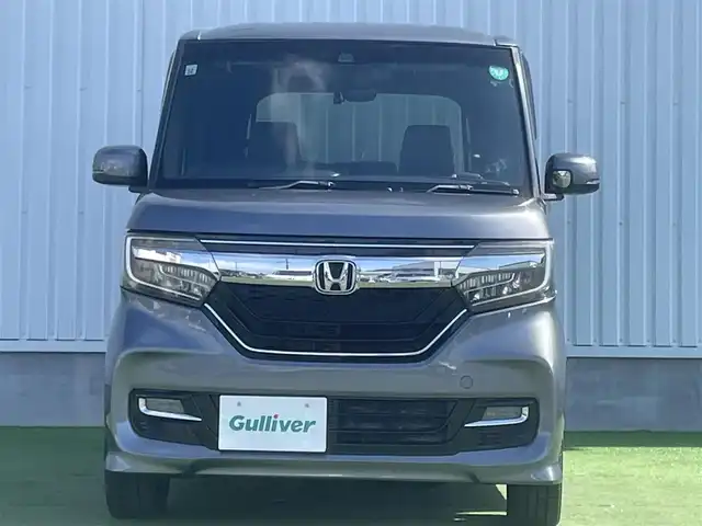 ホンダ Ｎ ＢＯＸ カスタム G EX ターボ ホンダセンシング 香川県 2017(平29)年 2.5万km シャイニンググレーM 登録時走行距離：24320km/ホンダセンシング/→衝突軽減ブレーキ/→渋滞時追走機能付きクルーズコントロール/→路外逸脱抑制機能/純正7インチナビ/→フルセグTV/→ＣＤ／ＤＶＤ/→Bluetooth/革巻きステアリング/ステアリングリモコン/純正15インチAW/スマートキー/プッシュスタート/純正フロアマット/電動格納ウィンカーミラー