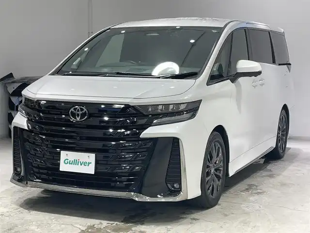 トヨタ ヴェルファイア ハイブリット Z プレミア 宮城県 2023(令5)年 5.5万km プラチナホワイトパールマイカ ツインムーンルーフ/トヨタセーフティーセンス/・プッシュスタートセーフティ/・レーンチェンジアシスト/・レーンディパーチャートアラート/・ロードサインアシスト/・リアクロストラフィックアラート/・フロントクロストラフィックアラート/・プロアクティブドライビングアシスト/・ブラインドスポットモニター/・パーキングサポートブレーキ/・後方車両接近告知/・周辺車両接近時サポート/・安全降車サポート/・クリアランスソナー/・リアカメラディテクション/純正ディスプレイオーディオ/・ナビ/Bluetooth/フルセグTV/USB/・全方位カメラ/・ETC2.0/・ドライブレコーダー/・純正デジタルインナーミラー/アイドリングストップ/純正ユニバーサルステップ/電子パーキング/・オートホールド/革巻きステアリング/・ステアリングヒーター（運転席/助手席/2列目席）/・ステアリングリモコン/レザーシート/・パワーシート（運転席/助手席/2列目席）/・エアシート（運転席/助手席/2列目席）/プッシュスタート/・スマートキー/LEDヘッドライト/・オートライト/・オートハイビーム/純正フロアマット