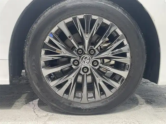 トヨタ ヴェルファイア ハイブリット Z プレミア 宮城県 2023(令5)年 5.5万km プラチナホワイトパールマイカ ツインムーンルーフ/トヨタセーフティーセンス/・プッシュスタートセーフティ/・レーンチェンジアシスト/・レーンディパーチャートアラート/・ロードサインアシスト/・リアクロストラフィックアラート/・フロントクロストラフィックアラート/・プロアクティブドライビングアシスト/・ブラインドスポットモニター/・パーキングサポートブレーキ/・後方車両接近告知/・周辺車両接近時サポート/・安全降車サポート/・クリアランスソナー/・リアカメラディテクション/純正ディスプレイオーディオ/・ナビ/Bluetooth/フルセグTV/USB/・全方位カメラ/・ETC2.0/・ドライブレコーダー/・純正デジタルインナーミラー/アイドリングストップ/純正ユニバーサルステップ/電子パーキング/・オートホールド/革巻きステアリング/・ステアリングヒーター（運転席/助手席/2列目席）/・ステアリングリモコン/レザーシート/・パワーシート（運転席/助手席/2列目席）/・エアシート（運転席/助手席/2列目席）/プッシュスタート/・スマートキー/LEDヘッドライト/・オートライト/・オートハイビーム/純正フロアマット