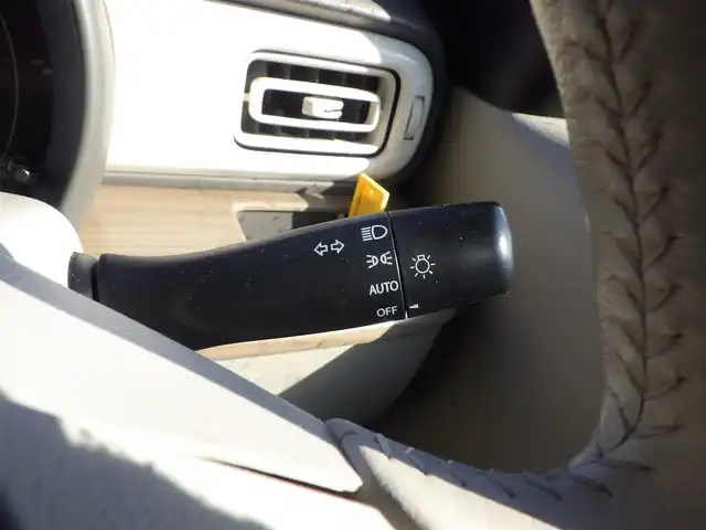 スズキ ラパン S 千葉県 2015(平27)年 6.5万km フレンチミントPM レーダーブレーキサポート/運転席シートヒーター/社外メモリーナビ/ワンセグTV/【DVD/CD再生機能　Bluetooth接続】/革巻きステアリング/ETC/HIDヘッドライト/携帯リモコン