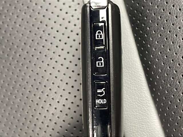 マツダ ＣＸ－８ XD スポーツアピアランス 千葉県 2023(令5)年 2万km ジェットブラックマイカ 純正ナビ/　Bluetooth/フルセグTV/Apple car play/Android Auto/レーダークルーズコントロール/レーンキープアシスト/衝突軽減ブレーキ/クリアランスソナー/標識認識機能/ヘッドアップディスプレイ/全方位カメラ/ブラインドスポットモニター/電動パーキング/オートホールド/パワーバックドア/ワイヤレス充電/レザーシート/前席パワーシート/前席エアーシート/シートヒーター（セカンドシートまで）/ステアリングヒーター/ETC/前後ドラレコ/ロールサンシェード/フロアマット