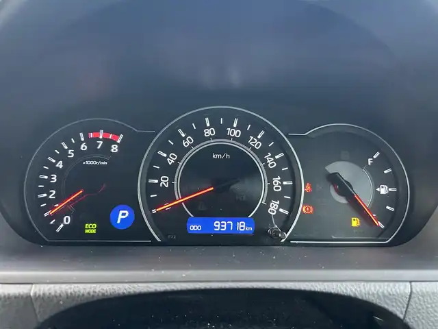 トヨタ ヴォクシー ZS 煌 岡山県 2018(平30)年 9.4万km イナズマスパーキングブラックガラスフレーク 登録時走行距離93718km/純正9インチナビ/フルセグTV(AM.FM.CD.DVD.TV.BT)/両側パワースライドドア/バックカメラ/ビルトインETC/トヨタセーフティセンス/・衝突軽減ブレーキ/・レーンキープアシスト/・オートマチックハイビーム/横滑り防止装置/クルーズコントロール/オートライト/アイドリングストップ/16インチ純正AW/純正フロアマット/プッシュスタート/スマートキー