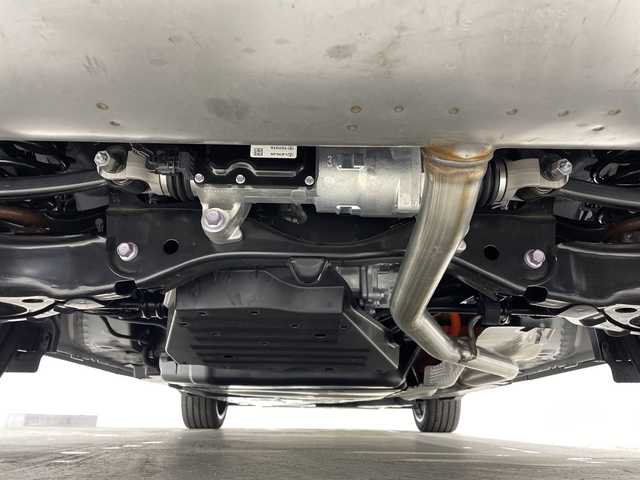 トヨタ クラウン クロスオーバー 福岡県 2025(令7)年 0.1万km プレシャスホワイトパール 純正12.3インチディスプレイオーディオPlus/パノラマムーンルーフ/パノラミックビューモニター/トヨタセーフティーセンス/ビルトインETC2.0/デジタルインナーミラー/パワートランクリッド/３眼LEDヘッドライト/オートライト/アダプティブハイビーム/アダプティブクルーズコントロール/レーントレーシングアシスト/ブラインドスポットモニター/保証書