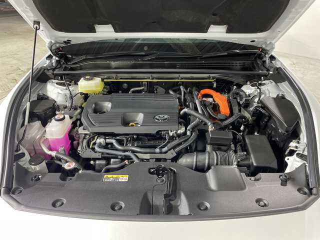 トヨタ クラウン クロスオーバー 福岡県 2025(令7)年 0.1万km プレシャスホワイトパール 純正12.3インチディスプレイオーディオPlus/パノラマムーンルーフ/パノラミックビューモニター/トヨタセーフティーセンス/ビルトインETC2.0/デジタルインナーミラー/パワートランクリッド/３眼LEDヘッドライト/オートライト/アダプティブハイビーム/アダプティブクルーズコントロール/レーントレーシングアシスト/ブラインドスポットモニター/保証書