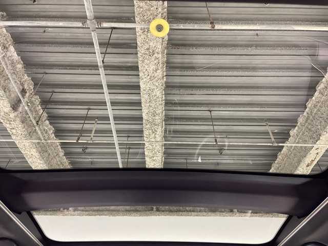 トヨタ クラウン クロスオーバー 福岡県 2025(令7)年 0.1万km プレシャスホワイトパール 純正12.3インチディスプレイオーディオPlus/パノラマムーンルーフ/パノラミックビューモニター/トヨタセーフティーセンス/ビルトインETC2.0/デジタルインナーミラー/パワートランクリッド/３眼LEDヘッドライト/オートライト/アダプティブハイビーム/アダプティブクルーズコントロール/レーントレーシングアシスト/ブラインドスポットモニター/保証書