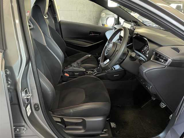 トヨタ ＧＲカローラ RZ 千葉県 2024(令6)年 1.1万km グレー ワンオーナー/6速MT/フロントリップ/リアスポイラー/ステアリングヒーター/トヨタセーフティセンス/ACC/LKA//パンク修理キット/ナビ/　。フルセグTV/Blue Tooth/USB/LEDヘッドライト/　・オートハイビーム/ビルトインETC2.0/バックカメラ/取説/保証書/スペアキー/R7ディーラー記録簿