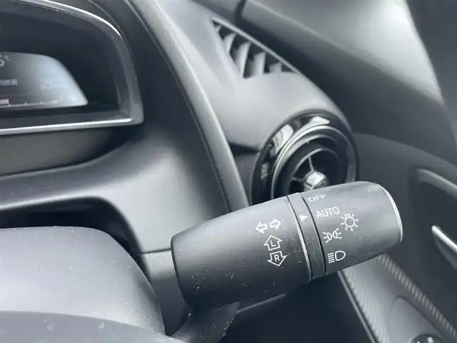 マツダ デミオ 13S ツーリング 島根県 2016(平28)年 4.5万km ソウルレッドプレミアムメタリック 純正ナビ/CD/DVD/DTV/Bluetooth/USB/バックカメラ/ステアリングスイッチ/ETC/ドライブレコーダー /アイドリングストップ/シートヒーター /純正AW付サマータイヤ積み込み