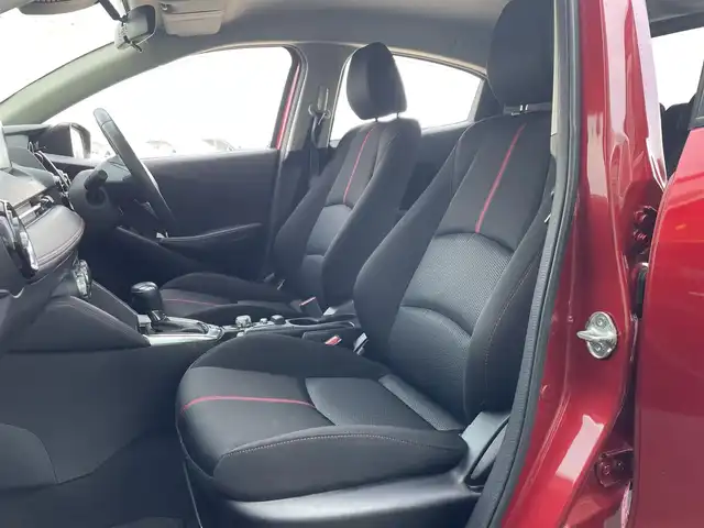 マツダ デミオ 13S ツーリング 島根県 2016(平28)年 4.5万km ソウルレッドプレミアムメタリック 純正ナビ/CD/DVD/DTV/Bluetooth/USB/バックカメラ/ステアリングスイッチ/ETC/ドライブレコーダー /アイドリングストップ/シートヒーター /純正AW付サマータイヤ積み込み