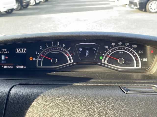 ホンダ Ｎ ＢＯＸ G L ホンダセンシング 熊本県 2018(平30)年 11万km クリスタルブラックパール (株)IDOMが運営する【じしゃロン熊本店】の自社ローン専用車両になります。こちらは現金またはオートローンご利用時の価格です。自社ローンご希望の方は別途その旨お申付け下さい　/純正ナビ（VXU-185NBi）/バックカメラ/フルセグテレビ/DVD/CD/Bluetooth接続/片側パワースライドドア/コーナーセンサー/LEDヘッドライト/オートライト/スマートキー