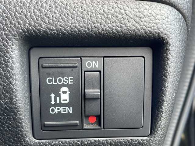 ホンダ Ｎ ＢＯＸ G L ホンダセンシング 熊本県 2018(平30)年 11万km クリスタルブラックパール (株)IDOMが運営する【じしゃロン熊本店】の自社ローン専用車両になります。こちらは現金またはオートローンご利用時の価格です。自社ローンご希望の方は別途その旨お申付け下さい　/純正ナビ（VXU-185NBi）/バックカメラ/フルセグテレビ/DVD/CD/Bluetooth接続/片側パワースライドドア/コーナーセンサー/LEDヘッドライト/オートライト/スマートキー