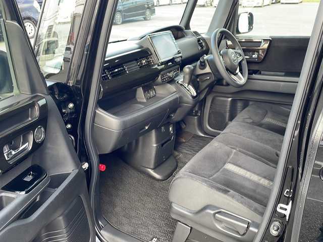 ホンダ Ｎ ＢＯＸ G L ホンダセンシング 熊本県 2018(平30)年 11万km クリスタルブラックパール (株)IDOMが運営する【じしゃロン熊本店】の自社ローン専用車両になります。こちらは現金またはオートローンご利用時の価格です。自社ローンご希望の方は別途その旨お申付け下さい　/純正ナビ（VXU-185NBi）/バックカメラ/フルセグテレビ/DVD/CD/Bluetooth接続/片側パワースライドドア/コーナーセンサー/LEDヘッドライト/オートライト/スマートキー