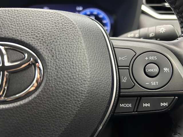 トヨタ ＲＡＶ４ G Zパッケージ 鹿児島県 2023(令5)年 5.2万km プラチナホワイトパールマイカ ディスプレイオーディオ/(フルセグ/Bluetooth/AppleCarPlay/AndroidAuto)/デジタルインナーミラー型ドライブレコーダー/ビルトインETC2.0/前席シートベンチレーション/運転席シートメモリ/ステアリングヒーター/本革巻きステアリング/パノラミックビューモニター/BSM/電動パーキングブレーキ/オートブレーキホールド/Toyota Safety Sense/　・プリクラッシュセーフティー/　・レーントレーシングアシスト/　・レーダークルーズコントロール/　・オートマチックハイビーム/　・ロードサインアシスト