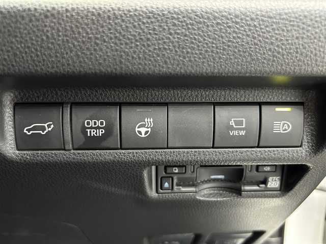 トヨタ ＲＡＶ４ G Zパッケージ 鹿児島県 2023(令5)年 5.2万km プラチナホワイトパールマイカ ディスプレイオーディオ/(フルセグ/Bluetooth/AppleCarPlay/AndroidAuto)/デジタルインナーミラー型ドライブレコーダー/ビルトインETC2.0/前席シートベンチレーション/運転席シートメモリ/ステアリングヒーター/本革巻きステアリング/パノラミックビューモニター/BSM/電動パーキングブレーキ/オートブレーキホールド/Toyota Safety Sense/　・プリクラッシュセーフティー/　・レーントレーシングアシスト/　・レーダークルーズコントロール/　・オートマチックハイビーム/　・ロードサインアシスト
