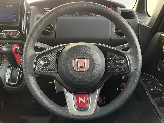 ホンダ Ｎ ＢＯＸ カスタム G L ホンダセンシング 大阪府 2019(令1)年 8.8万km クリスタルブラックパール ホンダセンシング/　・衝突軽減ブレーキ/　・誤発進抑制機能/　・後方誤発進抑制機能/　・路外逸脱抑制機能/　・アダプティブクルーズコントロール/　・車線維持支援システム/　・先行車発進告知機能/　・標識認識機能/バックカメラ/片側パワースライドドア/LEDオートライト/フォグランプ/ルーフキャリア/リアスポイラー/スマートキー/純正ETC/ドアバイザー/ウィンカーミラー