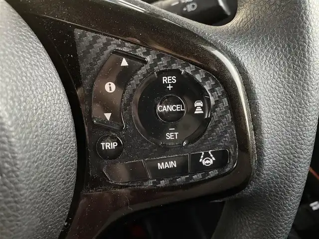 ホンダ Ｎ ＢＯＸ カスタム G L ホンダセンシング 大阪府 2019(令1)年 8.8万km クリスタルブラックパール ホンダセンシング/　・衝突軽減ブレーキ/　・誤発進抑制機能/　・後方誤発進抑制機能/　・路外逸脱抑制機能/　・アダプティブクルーズコントロール/　・車線維持支援システム/　・先行車発進告知機能/　・標識認識機能/バックカメラ/片側パワースライドドア/LEDオートライト/フォグランプ/ルーフキャリア/リアスポイラー/スマートキー/純正ETC/ドアバイザー/ウィンカーミラー