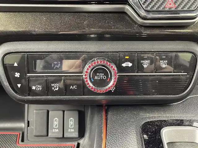 ホンダ Ｎ ＢＯＸ カスタム G L ホンダセンシング 大阪府 2019(令1)年 8.8万km クリスタルブラックパール ホンダセンシング/　・衝突軽減ブレーキ/　・誤発進抑制機能/　・後方誤発進抑制機能/　・路外逸脱抑制機能/　・アダプティブクルーズコントロール/　・車線維持支援システム/　・先行車発進告知機能/　・標識認識機能/バックカメラ/片側パワースライドドア/LEDオートライト/フォグランプ/ルーフキャリア/リアスポイラー/スマートキー/純正ETC/ドアバイザー/ウィンカーミラー