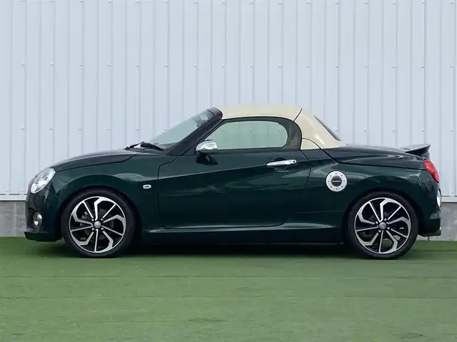 ダイハツ コペン セロS 香川県 2019(平31)年 4.2万km ブリティッシュグリーンマイカ 登録時走行距離：41172km/ディーラー純正SDナビ/　CD DVD BT フルセグTV/バックカメラ/コーナーセンサー/ビルシュタインサスペンション/HKSマフラー/LEDヘッドライト/オートライト/フォグランプ/MTモード付AT/パドルシフト/革調シートカバー/シートヒーター/ETC/前方ドライブレコーダー/革巻きステアリング/ステアリングスイッチ/アイドリングストップ/横滑り防止装置/プッシュスタート/スマートキー