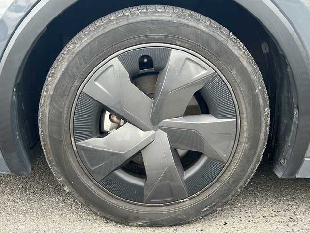 トヨタ プリウス U 香川県 2023(令5)年 4.5万km グレー 純正メーカーOPナビ（フルセグTV/BT)/バックカメラ/ドライブレコーダー/コーナーセンサー/ステアリングヒーター/ブラインドスポットモニター/安心降車アシスト/ロードサインアシスト/リアカメラディクション/プロアクティブドライブアシスト/リアクロストラフィックアラート/セカンダリーコリジョンブレーキ/レーンチェンジアシスト/ビルトインETC2.0