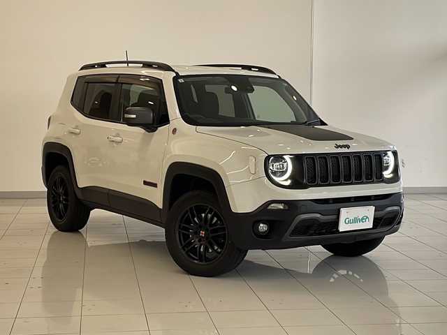 クライスラー・ジープ ジープ レネゲード トレイルホーク 新潟県 2021(令3)年 9万km 白 4WD/純正メモリナビ/BT/AUX/USB/フルセグテレビ/バックカメラ/ETC2.0/レーンキープアシスト/クルーズコントロール/コーナーセンサー/スマートキー/プッシュスタート/LEDヘッドライト/オートライト/フォグランプ/社外17インチアルミホイール/純正17インチAW夏タイヤ車載