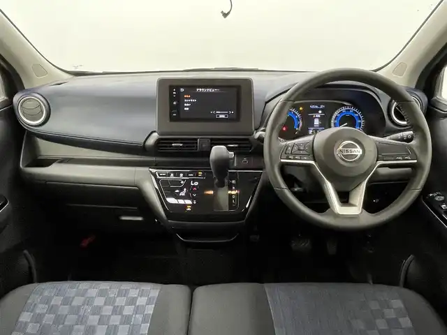 日産 デイズ ハイウェイスターX 熊本県 2021(令3)年 3.8万km フローズンバニラパール/アッシュブラウンM 純正ディスプレイオーディオ（ＡｐｐｌＣａｒＰｌａｙ・ＡｎｄｒｏｉｄＡｕｔｏ・ＢＴ・ＵＳＢ）/全周囲カメラ　/社外前後ドライブレコーダー　/ＥＴＣ　/前後クリアランスソナー　/エマージェンシーブレーキ/レーンデェパーチャアラート/先行車発進お知らせ/標識認識機能/ふらつき警報機能/ハイビームアシスト/横滑り防止/純正フロアマット/純正１４インチAW/オートライト/LEDヘッドライト/スマートキー/プッシュスタート/スペアキー1本/取扱説明書
