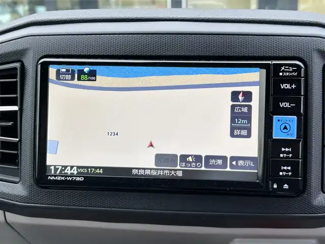 トヨタ ピクシスエポック G SAⅢ 奈良県 2023(令5)年 0.2万km シャイニングホワイトパール 純正ナビ　/フルセグＴＶ　/BT/CD/DVD/SD/USB/iPod/バックカメラ　/シートヒーター　/ＥＴＣ　/前後コーナーセンサー　/ＬＥＤヘッドライト　/オートライト　/衝突被害軽減システム　/スマートキー　/アイドリングストップ　/パーキングアシスト/AAC/純正14インチアルミホイール/フロアマット