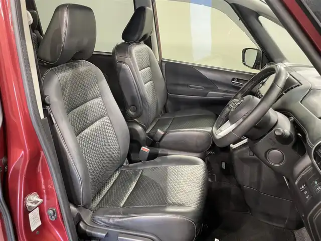 日産 セレナ ハイウェイスター Vセレクション 愛知県 2018(平30)年 9万km マルーンレッド 2トーン 純正９インチナビ/アラウンドビューモニター/純正11インチフリップダウンモニター/防水シート/両側パワースライドドア/ハンズフリーオートスライドドア/エマージェンシーブレーキ/インテリジェントパーキング/車線逸脱警報/クリアランスソナー/クルーズコントロール/ドライブレコーダー/ビルトインＥＴＣ/アクセサリーソケット/アイドリングストップ/純正フロアマット/16インチアルミホイール