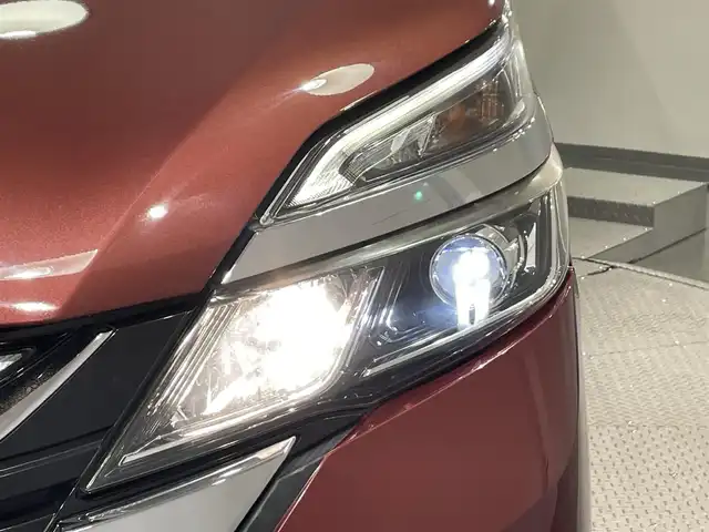 日産 セレナ ハイウェイスター Vセレクション 愛知県 2018(平30)年 9万km マルーンレッド 2トーン 純正９インチナビ/アラウンドビューモニター/純正11インチフリップダウンモニター/防水シート/両側パワースライドドア/ハンズフリーオートスライドドア/エマージェンシーブレーキ/インテリジェントパーキング/車線逸脱警報/クリアランスソナー/クルーズコントロール/ドライブレコーダー/ビルトインＥＴＣ/アクセサリーソケット/アイドリングストップ/純正フロアマット/16インチアルミホイール