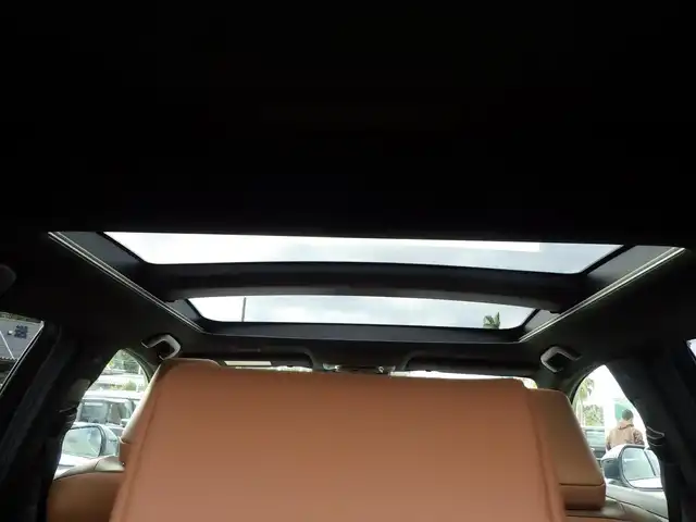 トヨタ クラウン スポーツ Z 千葉県 2024(令6)年 2万km プレシャスホワイトパール Toyota Safety Sense/・プリクラッシュセーフティ/・レーンディパーチャーアラート/・オートハイビーム/・レーダークルーズコントロール/・ブラインドスポットモニター/トヨタチームメイト/・アドバンスドパーク/ヘッドアップディスプレイ/デジタルインナーミラー/パノラマルーフ/ブラックレザーシート/前席パワーシート/エアシート/シートヒーター/置くだけ充電/純正コネクティッドナビ/地デジTV/【Bluetooth接続】/【Apple CarPlay　Android Auto対応】/パノラミックビューモニター/リバース連動ドアミラー（左/右）/ドライブレコーダー/革巻きステアリング/ステアリングスイッチ/ETC（2.0）/LEDヘッドライト/フォグライト/ウインカーミラー/クリアランスソナー/純正21インチアルミホイル/サイド/カーテンエアバッグ/スマートキー