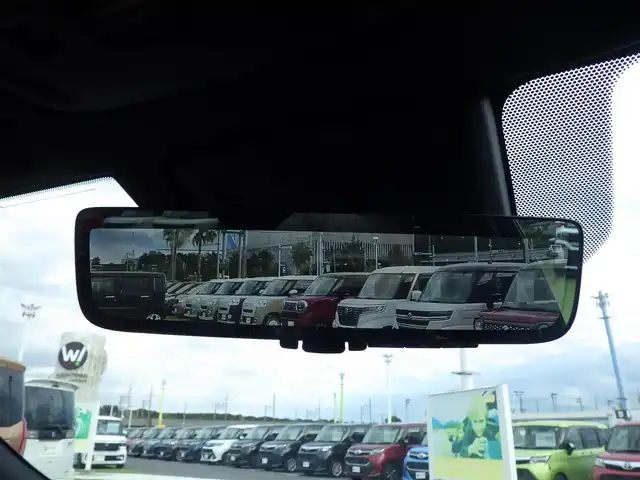 トヨタ クラウン スポーツ Z 千葉県 2024(令6)年 2万km プレシャスホワイトパール Toyota Safety Sense/・プリクラッシュセーフティ/・レーンディパーチャーアラート/・オートハイビーム/・レーダークルーズコントロール/・ブラインドスポットモニター/トヨタチームメイト/・アドバンスドパーク/ヘッドアップディスプレイ/デジタルインナーミラー/パノラマルーフ/ブラックレザーシート/前席パワーシート/エアシート/シートヒーター/置くだけ充電/純正コネクティッドナビ/地デジTV/【Bluetooth接続】/【Apple CarPlay　Android Auto対応】/パノラミックビューモニター/リバース連動ドアミラー（左/右）/ドライブレコーダー/革巻きステアリング/ステアリングスイッチ/ETC（2.0）/LEDヘッドライト/フォグライト/ウインカーミラー/クリアランスソナー/純正21インチアルミホイル/サイド/カーテンエアバッグ/スマートキー