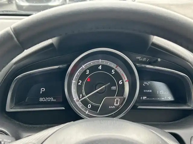 マツダ デミオ XD ツーリング Lパッケージ 岡山県 2015(平27)年 8.1万km ジェットブラックマイカ 純正ナビ　/Ｂカメラ　/衝突軽減　/クルコン　/ヘッドアップディスプレイ　/横滑り防止　/カーテンエアバック　/Ｂｌｕｅｔｏｏｔｈ　/アイドリングストップ　/オートライト　/純正ＡＷ　/ＥＴＣ　/ＬＥＤ　/パドルシフト