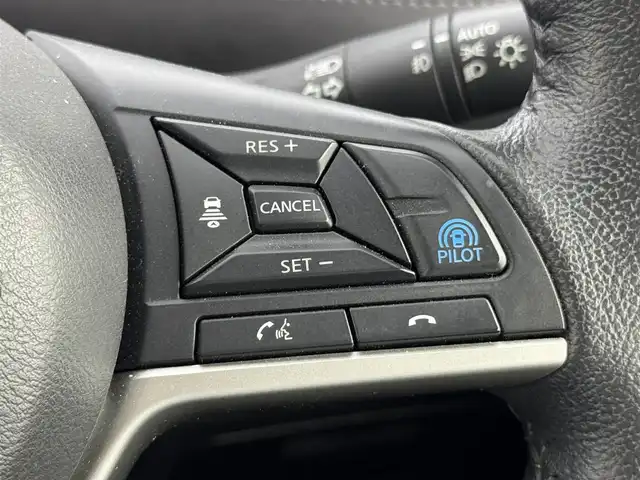 日産 セレナ e－パワー ハイウェイスター V 福岡県 2021(令3)年 3.1万km ブリリアントホワイトパール 2トーン 純正９型ナビ　/全方位カメラ　/ＥＴＣ　/前後ドラレコ　/インテリジェントルームミラー　/プロパイロット　/コーナーセンサー　/エマージェンシーブレーキ　/レーンキープ　/ＢＳＷ　/両側パワースライドドア　/ＬＥＤヘッドライト
