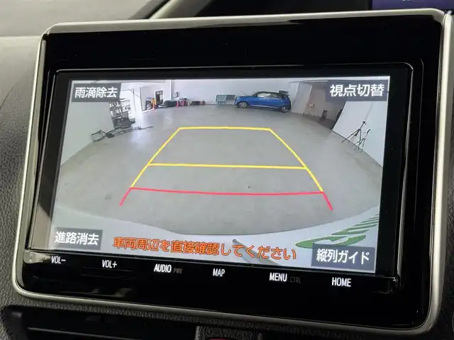 トヨタ ヴォクシー ZS 煌Ⅱ 福岡県 2019(平31)年 6.4万km ホワイトパールクリスタルシャイン 後席モニター　/純正９型ナビ／フルセグＴＶ　/バックカメラ　/ビルトインＥＴＣ　/クルーズコントロール　/コーナーセンサー　/衝突軽減ブレーキ　/レーンキープ　/アクセル踏み間違い防止　/両側電動スライドドア　/純正１６インチＡＷ