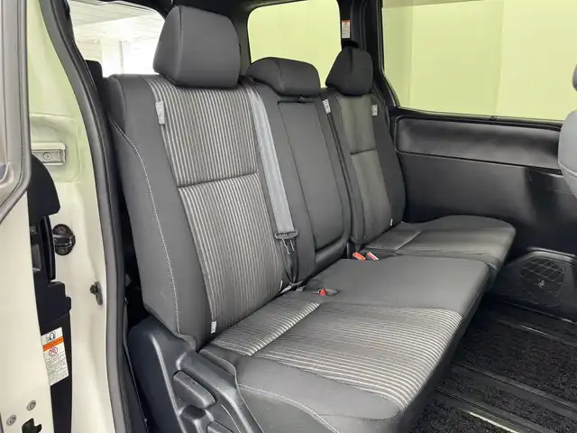 トヨタ ヴォクシー ZS 煌Ⅱ 福岡県 2019(平31)年 6.4万km ホワイトパールクリスタルシャイン 後席モニター　/純正９型ナビ／フルセグＴＶ　/バックカメラ　/ビルトインＥＴＣ　/クルーズコントロール　/コーナーセンサー　/衝突軽減ブレーキ　/レーンキープ　/アクセル踏み間違い防止　/両側電動スライドドア　/純正１６インチＡＷ