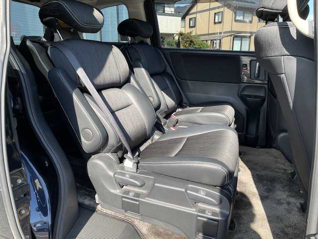 ホンダ オデッセイ アブソルート 宮城県 2013(平25)年 7.2万km プレミアムヴィーナスブラックP 登録時走行距離71944km/純正HDDナビ/フルセグTV/CD/DVD/Bluetooth/HDMI/USB/両側パワースライド/アイドリングストップ/横滑り防止装置/クルーズコントロール/オートライト/プッシュスタート/スマートキー/スペアキー×１/社外ドリンクホルダー/バックカメラ/衝突軽減ブレーキ/パドルシフト/ステアリングリモコン/2列目キャプテンシート/ウォークスルー/純正フロアマット/LEDヘッドライト/フォグランプ/電動格納ミラー/純正アルミホイール