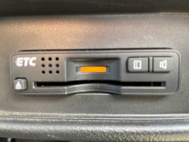 ホンダ オデッセイ アブソルート 宮城県 2013(平25)年 7.2万km プレミアムヴィーナスブラックP 登録時走行距離71944km/純正HDDナビ/フルセグTV/CD/DVD/Bluetooth/HDMI/USB/両側パワースライド/アイドリングストップ/横滑り防止装置/クルーズコントロール/オートライト/プッシュスタート/スマートキー/スペアキー×１/社外ドリンクホルダー/バックカメラ/衝突軽減ブレーキ/パドルシフト/ステアリングリモコン/2列目キャプテンシート/ウォークスルー/純正フロアマット/LEDヘッドライト/フォグランプ/電動格納ミラー/純正アルミホイール