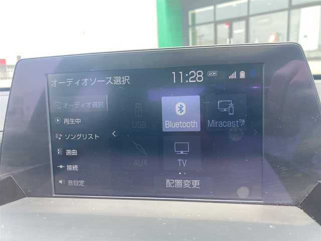 トヨタ クラウン ハイブリッド S Cパッケージ Four 島根県 2019(令1)年 7.3万km ホワイトパールクリスタルシャイン メーカーOPナビ(CD/DVD/BT/フルセグ)/トヨタセーフティーセンス/ ・プリクラッシュセーフティ/ ・レーントレーシングアシスト/ ・ブラインドスポットモニター/ ・クリアランスソナー/ ・リヤクロストラフィックアラート/ ・パーキングサポートブレーキ/ ・オートハイビーム/ ・ロードサインアシスト/ ・レーダークルーズコントロール/ヘッドアップディスプレイ/ビルトインETC/バックカメラ/オートライト/前席パワーシート/前席シートヒーター /ステアリングヒーター/電動チルトステアリング/パドルシフト/トランクイージークローザー/純正フロアマット/電動格納ミラー/ミラーウィンカー /取扱説明書/保証書