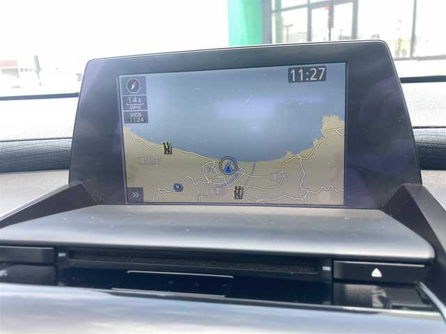 トヨタ クラウン ハイブリッド S Cパッケージ Four 島根県 2019(令1)年 7.3万km ホワイトパールクリスタルシャイン メーカーOPナビ(CD/DVD/BT/フルセグ)/トヨタセーフティーセンス/ ・プリクラッシュセーフティ/ ・レーントレーシングアシスト/ ・ブラインドスポットモニター/ ・クリアランスソナー/ ・リヤクロストラフィックアラート/ ・パーキングサポートブレーキ/ ・オートハイビーム/ ・ロードサインアシスト/ ・レーダークルーズコントロール/ヘッドアップディスプレイ/ビルトインETC/バックカメラ/オートライト/前席パワーシート/前席シートヒーター /ステアリングヒーター/電動チルトステアリング/パドルシフト/トランクイージークローザー/純正フロアマット/電動格納ミラー/ミラーウィンカー /取扱説明書/保証書