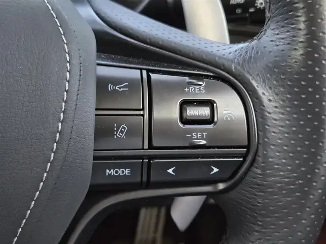 レクサス ＬＣ 500h Lパッケージ 鹿児島県 2018(平30)年 2.5万km ラディアントレッドコントラストレイヤリング レクサスセーフティシステムプラス/レーダークルーズコントロール　/ガラスパノラマルーフ　/純正ＯＰ前方ドライブレコーダー　/純正ＳＤナビ　/Ｂｌｕｅｔｏｏｔｈオーディオ　　/バックカメラ　/Ｄ＋Ｎ席パワーシート　/Ｄ＋Ｎ席シートヒーター/D+N席シートベンチレーション/ステアリングヒーター/前後コーナーセンサー/ビルトインETC2.0/純正アルミホイール(20インチ)/横滑り防止装置/レーンキープアシスト/エアバック(W+サイド)/カーテンエアバッグ/プッシュスタート/スマートキー