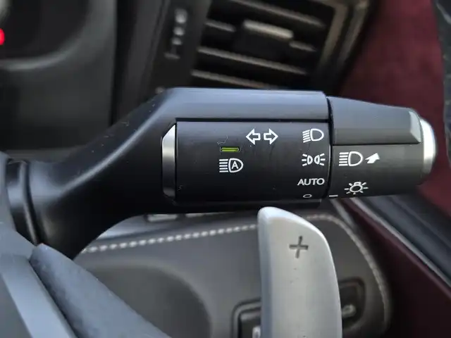 レクサス ＬＣ 500h Lパッケージ 鹿児島県 2018(平30)年 2.5万km ラディアントレッドコントラストレイヤリング レクサスセーフティシステムプラス/レーダークルーズコントロール　/ガラスパノラマルーフ　/純正ＯＰ前方ドライブレコーダー　/純正ＳＤナビ　/Ｂｌｕｅｔｏｏｔｈオーディオ　　/バックカメラ　/Ｄ＋Ｎ席パワーシート　/Ｄ＋Ｎ席シートヒーター/D+N席シートベンチレーション/ステアリングヒーター/前後コーナーセンサー/ビルトインETC2.0/純正アルミホイール(20インチ)/横滑り防止装置/レーンキープアシスト/エアバック(W+サイド)/カーテンエアバッグ/プッシュスタート/スマートキー