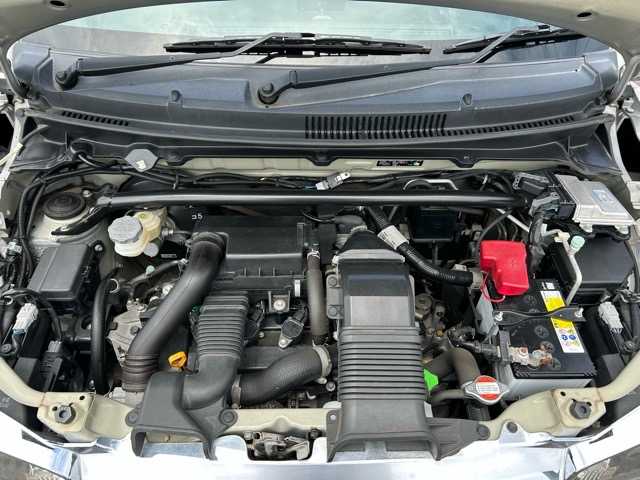 スズキ アルト ワークス 千葉県 2016(平28)年 4.3万km スチールシルバーM 社外メモリナビ/Bluetooth/CD/DVD/フルセグTV/ETC/スマートキー/スペアキー×１/プッシュスタート/ステアリングスイッチ/ウインカーミラー/オートライト/純正15インチアルミホイール/純正フロアマット/純正ドアバイザー/保証書・取扱説明書