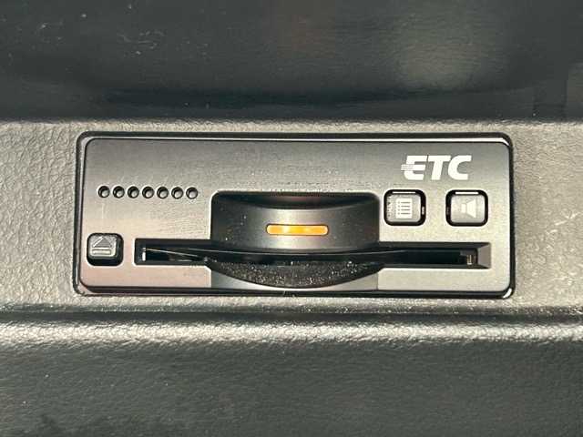 スズキ アルト ワークス 千葉県 2016(平28)年 4.3万km スチールシルバーM 社外メモリナビ/Bluetooth/CD/DVD/フルセグTV/ETC/スマートキー/スペアキー×１/プッシュスタート/ステアリングスイッチ/ウインカーミラー/オートライト/純正15インチアルミホイール/純正フロアマット/純正ドアバイザー/保証書・取扱説明書