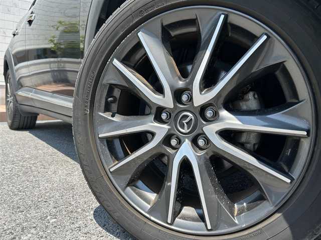 マツダ ＣＸ－３ XD ツーリング Lパッケージ 滋賀県 2016(平28)年 4.2万km ディープクリスタルブルーマイカ ディーゼル/２WD/純正ナビ（地図SDなし）/(AM/FM/フルセグ/Bluetooth/USB/CD/DVD/AUX)/バックカメラ/ヘッドアップディスプレイ/レーダークルーズコントロール/レーントレーシングアシスト/プリクッラッシュ/オートハイビーム/革巻きステアリング/ステアリングスイッチ/革シート/シートヒーター/オートライト/ETC/フロアマット/電動格納ミラー/ドアバイザー/プッシュスタート