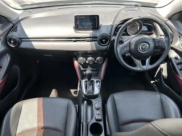 マツダ ＣＸ－３ XD ツーリング Lパッケージ 滋賀県 2016(平28)年 4.2万km ディープクリスタルブルーマイカ ディーゼル/２WD/純正ナビ（地図SDなし）/(AM/FM/フルセグ/Bluetooth/USB/CD/DVD/AUX)/バックカメラ/ヘッドアップディスプレイ/レーダークルーズコントロール/レーントレーシングアシスト/プリクッラッシュ/オートハイビーム/革巻きステアリング/ステアリングスイッチ/革シート/シートヒーター/オートライト/ETC/フロアマット/電動格納ミラー/ドアバイザー/プッシュスタート