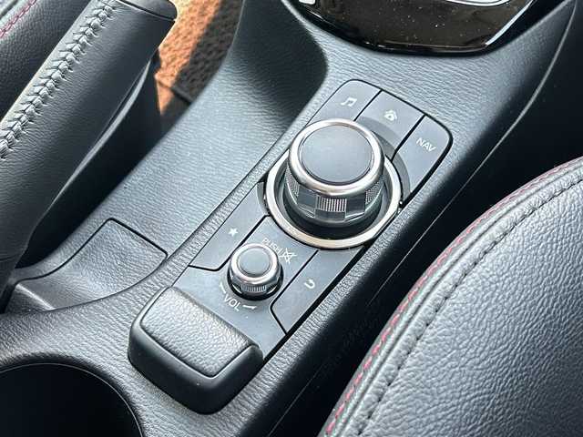 マツダ ＣＸ－３ XD ツーリング Lパッケージ 滋賀県 2016(平28)年 4.2万km ディープクリスタルブルーマイカ ディーゼル/２WD/純正ナビ（地図SDなし）/(AM/FM/フルセグ/Bluetooth/USB/CD/DVD/AUX)/バックカメラ/ヘッドアップディスプレイ/レーダークルーズコントロール/レーントレーシングアシスト/プリクッラッシュ/オートハイビーム/革巻きステアリング/ステアリングスイッチ/革シート/シートヒーター/オートライト/ETC/フロアマット/電動格納ミラー/ドアバイザー/プッシュスタート