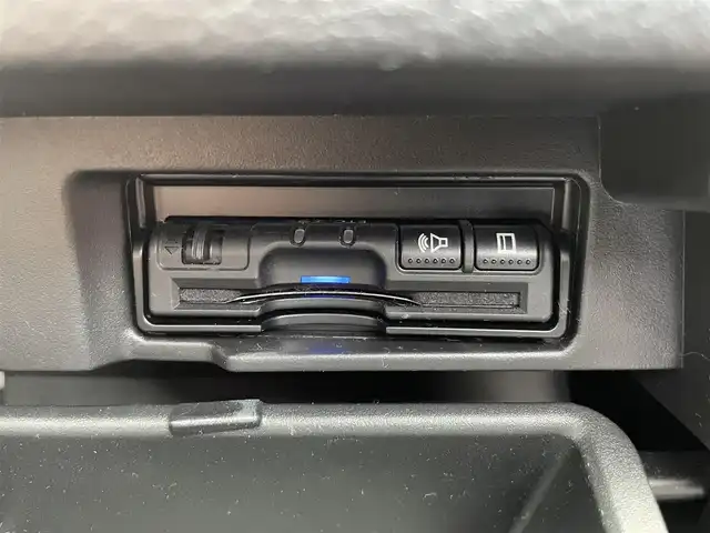 日産 セレナ ハイウェイスター Vセレクション 熊本県 2017(平29)年 7.1万km シャイニングブルー 純正ナビ　BT/CD/DVD/AM/FM/・フルセグTV/Bカメラ/・全方位カメラ/プロパイロット/・車線逸脱警報システム/・エマージェンシーブレーキ/・オートクルーズコントロール/・ふらつき警報/・標識検知システム/インテリジェントルームミラー/ビルトインETC/電子パーキングブレーキ/・オートブレーキホールド/革巻きステアリング/・ステアリングリモコン/電動格納ミラー/・ミラーウインカー/純正フロアマット/純正ドアバイザー