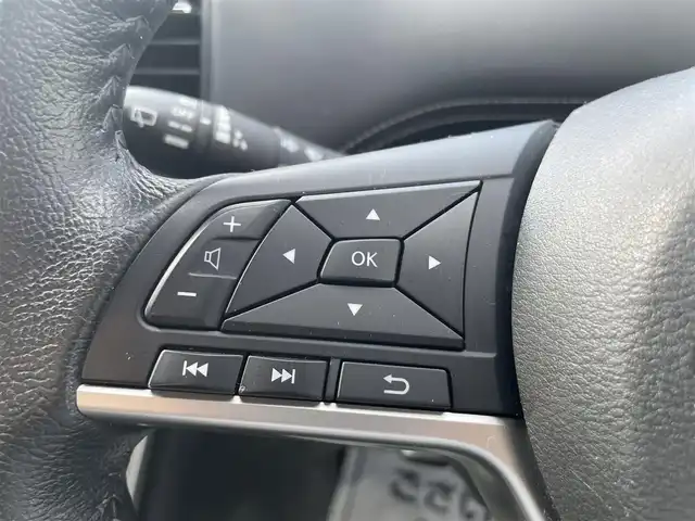 日産 セレナ ハイウェイスター Vセレクション 熊本県 2017(平29)年 7.1万km シャイニングブルー 純正ナビ　BT/CD/DVD/AM/FM/・フルセグTV/Bカメラ/・全方位カメラ/プロパイロット/・車線逸脱警報システム/・エマージェンシーブレーキ/・オートクルーズコントロール/・ふらつき警報/・標識検知システム/インテリジェントルームミラー/ビルトインETC/電子パーキングブレーキ/・オートブレーキホールド/革巻きステアリング/・ステアリングリモコン/電動格納ミラー/・ミラーウインカー/純正フロアマット/純正ドアバイザー