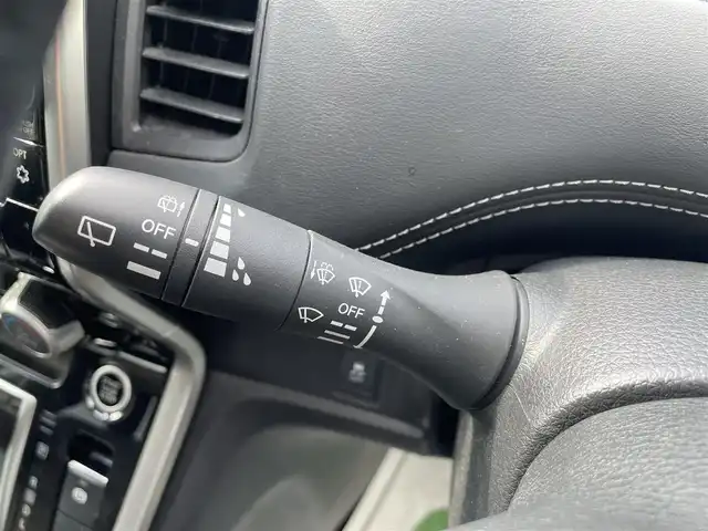 日産 セレナ ハイウェイスター Vセレクション 熊本県 2017(平29)年 7.1万km シャイニングブルー 純正ナビ　BT/CD/DVD/AM/FM/・フルセグTV/Bカメラ/・全方位カメラ/プロパイロット/・車線逸脱警報システム/・エマージェンシーブレーキ/・オートクルーズコントロール/・ふらつき警報/・標識検知システム/インテリジェントルームミラー/ビルトインETC/電子パーキングブレーキ/・オートブレーキホールド/革巻きステアリング/・ステアリングリモコン/電動格納ミラー/・ミラーウインカー/純正フロアマット/純正ドアバイザー