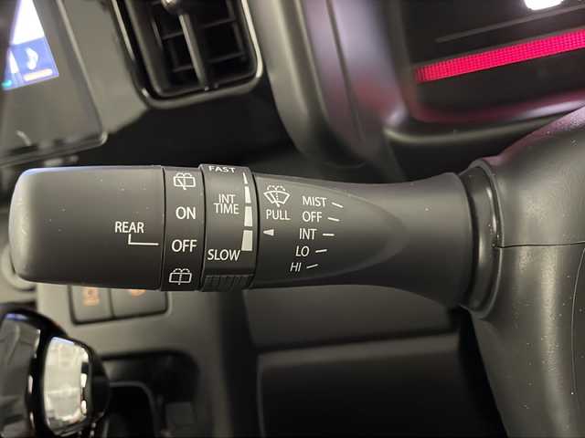 スズキ スペーシア カスタム HYBRID XS 宮崎県 2024(令6)年 0.4万km ピュアホワイトP 禁煙車/衝突被害軽減ブレーキ/純正9型ディスプレイオーディオナビTV/（Bluetooth/USB/HDMI/FMAM/フルセグTV)/純正LEDオートライト/純正LEDフォグ/純正15インチアルミ/純正エアロ/純正ルーフエンドスポイラー/両側電動スライドドア/アダプティブクルーズコントロール/レーンディパーチャーアラート/クリアランスソナー/ヘッドアップディスプレイ/エネチャージ/オートエアコン/前席シートヒーター/ステアリングヒーター/ハーフレザーシート/本革巻ハンドル/スマートキー/プッシュエンジンスタート/新車時保証書/取扱い説明書