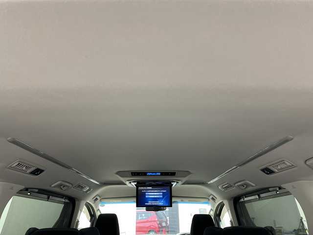 トヨタ ヴェルファイア Z Gエディション 群馬県 2015(平27)年 7.7万km ブラック １０型ナビ　１２．８型後席モニター　バックカメラ　クルーズコントロール　両側電動スライドドア　パワーシート　電動リアゲート　シートヒーター　ステアリングヒーター　オットマン　ＬＥＤ　ＥＴＣ　禁煙車