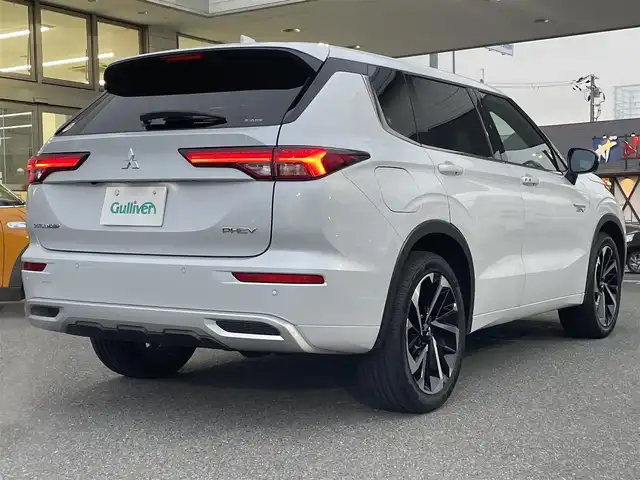 三菱 アウトランダー ＰＨＥＶ